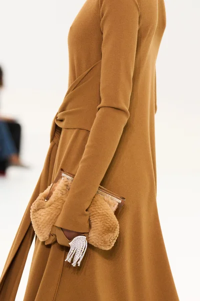 Look 6